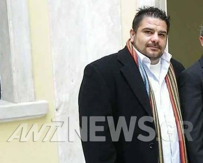 Θρήνος & οργή στη Μάνδρα-Μέσα στη λάσπη για 4η μέρα, ατελείωτα προβλήματα | iefimerida.gr 0