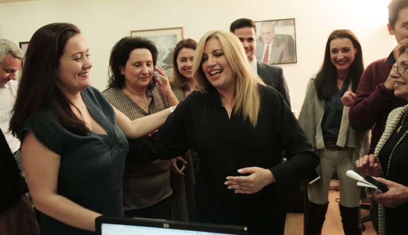 Πανηγύρια στη Χ. Τρικούπη για τη νίκη Γεννηματά [εικόνες] | iefimerida.gr 15