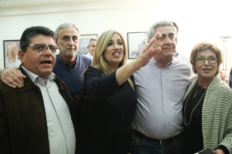 Πανηγύρια στη Χ. Τρικούπη για τη νίκη Γεννηματά [εικόνες] | iefimerida.gr 7