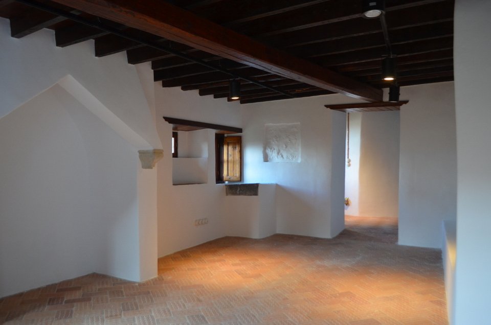 Πάτμος: Ανακάλυψαν κελιά και άγνωστες κρύπτες σε έργα στο Σπήλαιο της Αποκάλυψης [εικόνες]  | iefimerida.gr 4