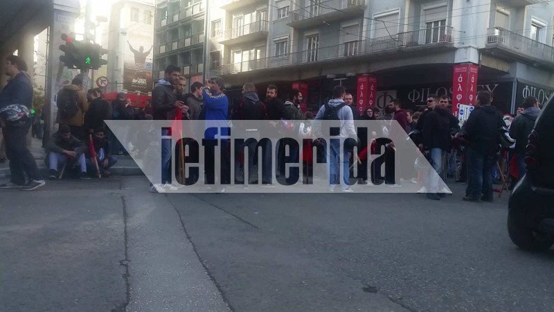 Αντιεξουσιαστές έκαναν κατάληψη στο Πολυτεχνείο – Δεν επιτρέπουν την είσοδο στους φοιτητές [εικόνες] | iefimerida.gr 0