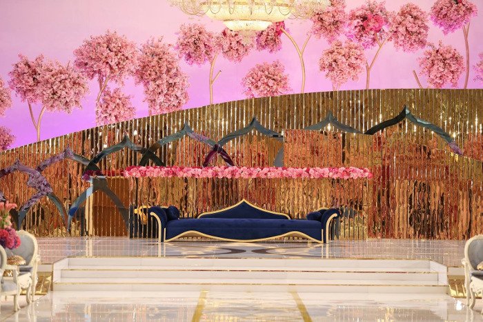 Απίστευτο: Πρίγκιπες, πολιτικοί και δισεκατομμυριούχοι της Σ. Αραβίας κοιμούνται στρωματσάδα στη «φυλακή» του Ritz [εικόνες] | iefimerida.gr 2