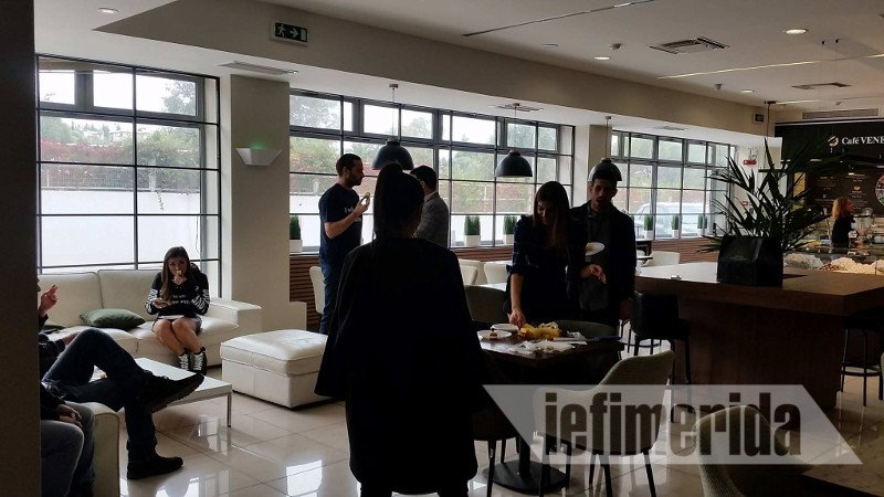 Ετσι γιόρτασε η Σταματίνα Τσιμτσιλή μετά το τέλος της εκπομπής της [εικόνες] | iefimerida.gr 5