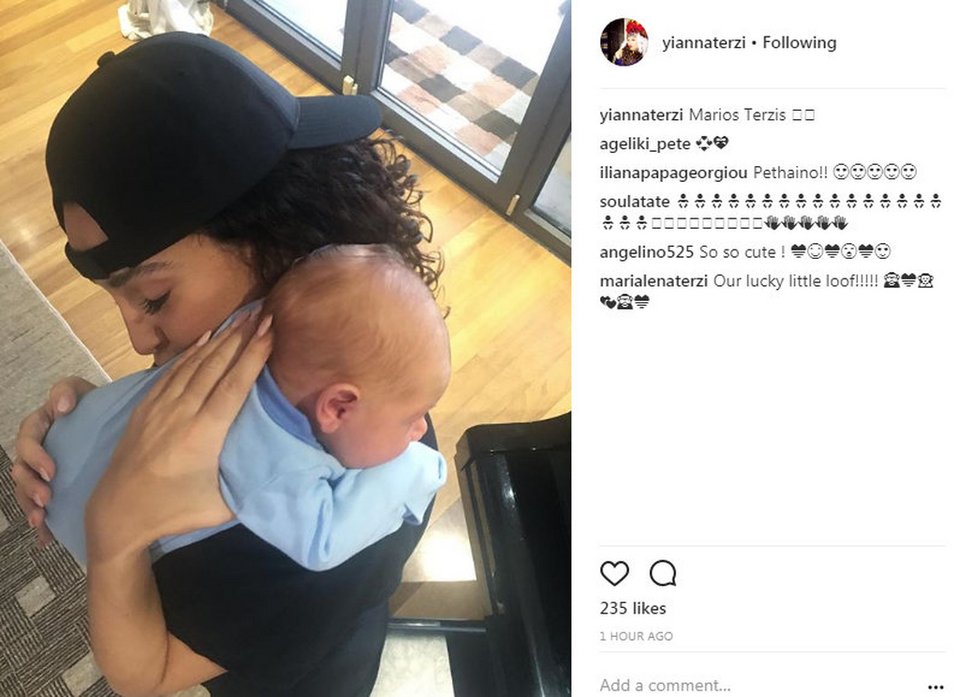 Ο Πασχάλης Τερζής έγινε παππούς -Η πρώτη φωτογραφία του μωρού [εικόνα] | iefimerida.gr 0