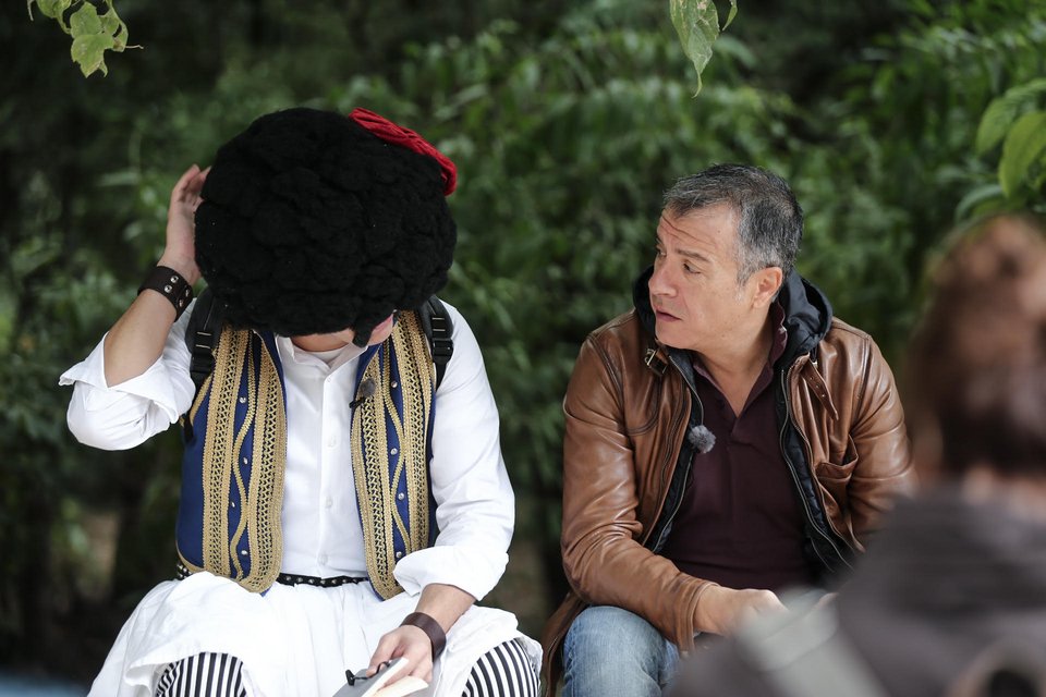 Ο Σταύρος Θεοδωράκης στην Ελληνοφρένεια -Συζήτηση με τον...Τσολιά στον Εθνικό Κήπο [εικόνες] | iefimerida.gr 1