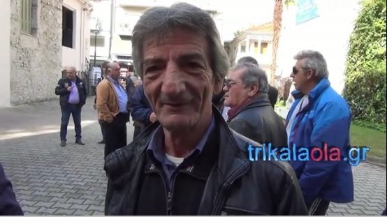 Ηρθε από τη Γερμανία μόνο για να ψηφίσει -Ουρές στα Τρίκαλα [εικόνες] | iefimerida.gr 1