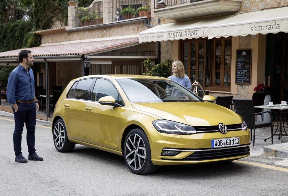 Το νέο VW Golf TGI καταναλώνει φυσικό αέριο με κόστος μόλις 3 ευρώ ανά 100 χιλιόμετρα [βίντεο] | iefimerida.gr 1