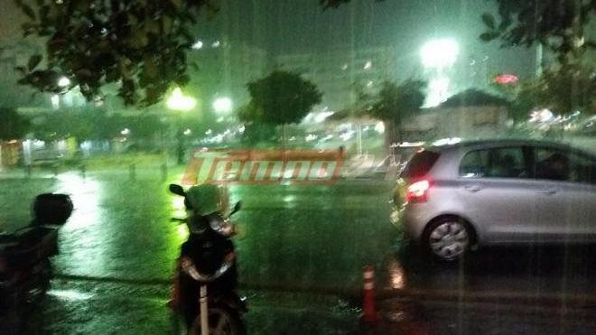 Σφοδρό χαλάζι έπεσε σε Πάτρα και Ναύπακτο -Ράγισαν παρμπρίζ αυτοκινήτων [βίντεο] | iefimerida.gr 0