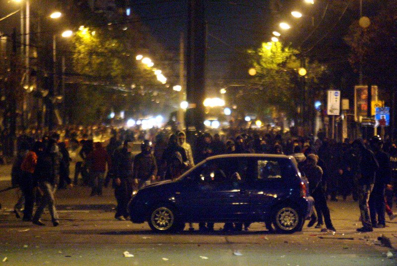 Το βράδυ που δολοφονήθηκε ο Αλέξανδρος Γρηγορόπουλος και ο Δεκέμβρης της oργής που ακολούθησε [εικόνες & βίντεο] | iefimerida.gr 15