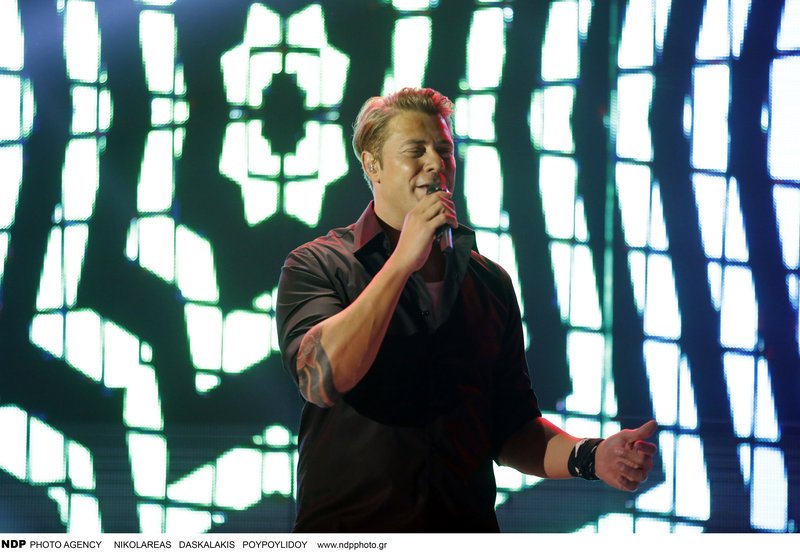 Χριστούγεννα και Πρωτοχρονιά στις πίστες: Πόσο κοστίζει το μπουκάλι σε 17 νυχτερινά κέντρα της Αθήνας [εικόνες] | iefimerida.gr 16