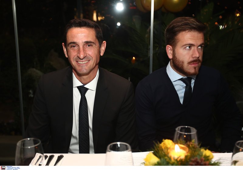 ΑΕΚ: Ο Μελισσανίδης έκανε το Χριστουγεννιάτικο τραπέζι σε Χιμένεθ-παίκτες [εικόνες] | iefimerida.gr 3