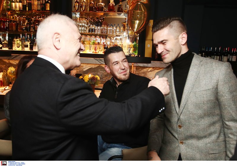 ΑΕΚ: Ο Μελισσανίδης έκανε το Χριστουγεννιάτικο τραπέζι σε Χιμένεθ-παίκτες [εικόνες] | iefimerida.gr 6