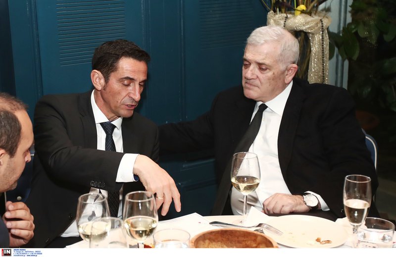 ΑΕΚ: Ο Μελισσανίδης έκανε το Χριστουγεννιάτικο τραπέζι σε Χιμένεθ-παίκτες [εικόνες] | iefimerida.gr 9