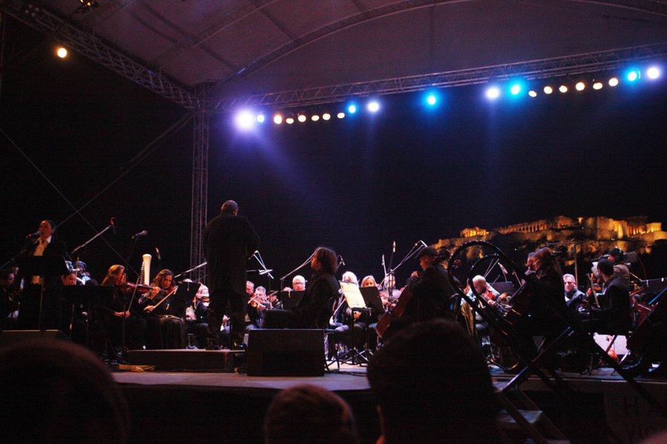 Με Ρεμπούτσικα και Μουζουράκη θα αλλάξει χρόνο η Αθήνα -Ολες οι εκδηλώσεις [πρόγραμμα]  | iefimerida.gr 3