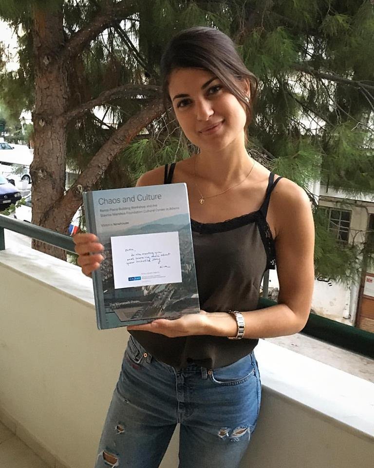 Η μικρή Φωτεινή που έσβησε τη φλόγα στους Ολυμπιακούς... είναι μια νεαρή φοιτήτρια [βίντεο &amp; εικόνες] | iefimerida.gr 11