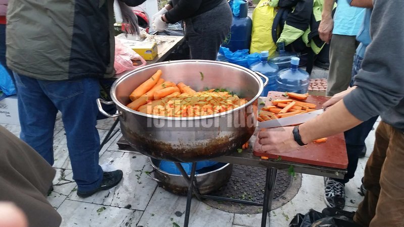 Χιλιάδες συνταξιούχοι στο Σύνταγμα διαδήλωσαν κατά των περικοπών των συντάξεων [εικόνες & βίντεο] | iefimerida.gr 0