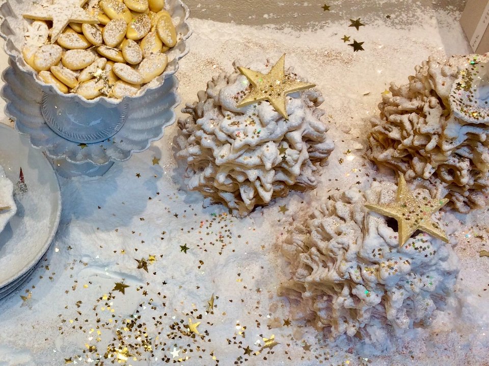 Ο Στέλιος Παρλιάρος μοιράζεται τις τοπ συνταγές του και τα μυστικά του για τέλεια μελομοκάρονα, κουραμπιέδες, βασιλόπιτα [εικόνες] | iefimerida.gr 3