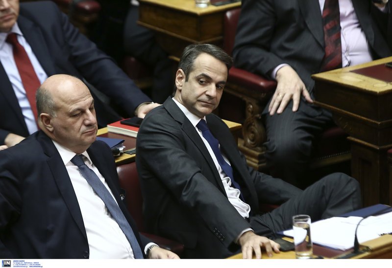 Πηγαδάκια και παρασκήνιο από τον Προϋπολογισμό: Ο αμείλικτος πόλεμος Τζάκρη-Αχτσιόγλου με τα συνολάκια στη Bουλή [εικόνες] | iefimerida.gr 65