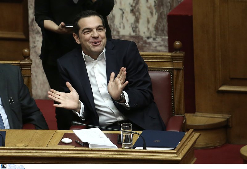 Πηγαδάκια και παρασκήνιο από τον Προϋπολογισμό: Ο αμείλικτος πόλεμος Τζάκρη-Αχτσιόγλου με τα συνολάκια στη Bουλή [εικόνες] | iefimerida.gr 71