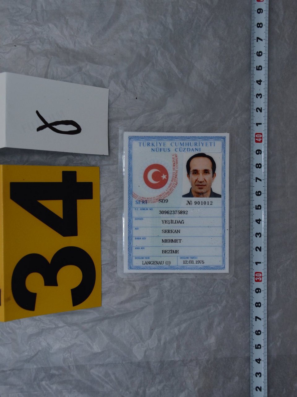 Στη δημοσιότητα ταυτότητες και πλαστά διαβατήρια των 9 Τούρκων που συνελήφθησαν στο Νέο Κόσμο [εικόνες] | iefimerida.gr 1