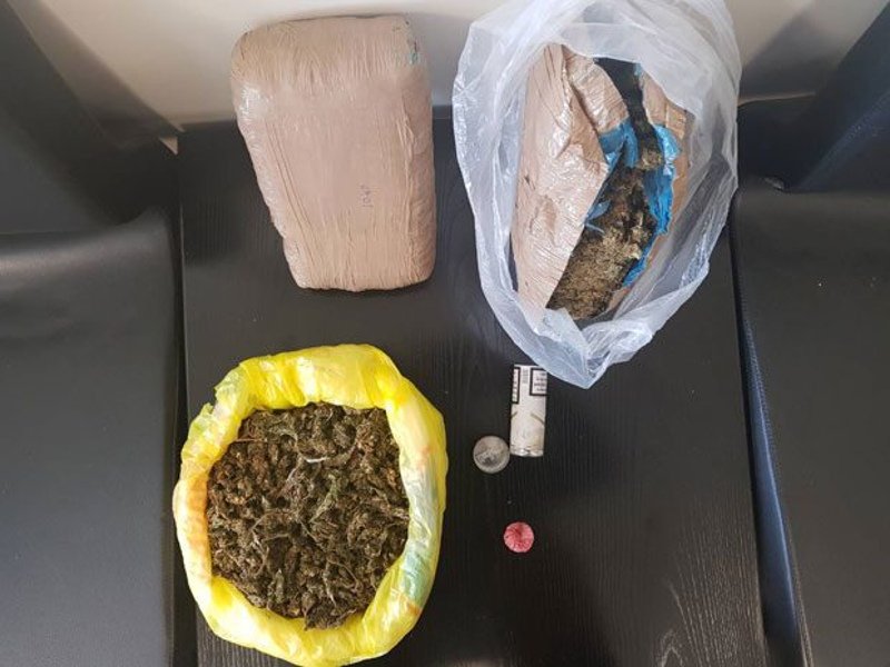 Ηράκλειο: Συνελήφθη 25χρονος με πάνω από 2 κιλά κάνναβη στο σπίτι του [εικόνες] | iefimerida.gr 1