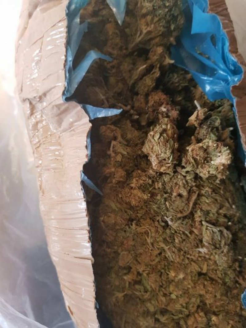 Ηράκλειο: Συνελήφθη 25χρονος με πάνω από 2 κιλά κάνναβη στο σπίτι του [εικόνες] | iefimerida.gr 2