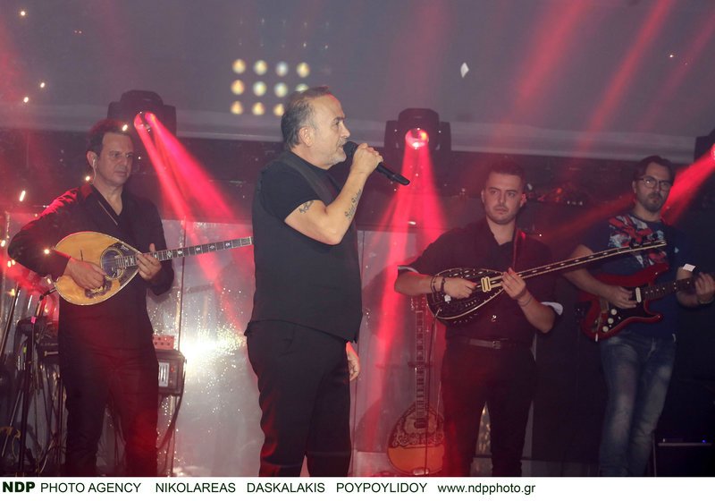 Χριστούγεννα και Πρωτοχρονιά στις πίστες: Πόσο κοστίζει το μπουκάλι σε 17 νυχτερινά κέντρα της Αθήνας [εικόνες] | iefimerida.gr 11