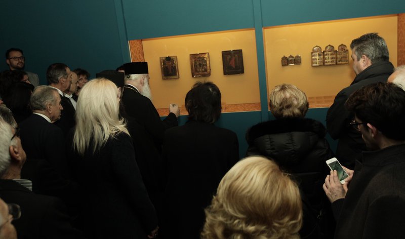 Ρωσικά έργα θρησκευτικής τέχνης στο Μουσείο Μπενάκη -Εικόνες, άμφια, λειτουργικά σκεύη [εικόνες] | iefimerida.gr 5