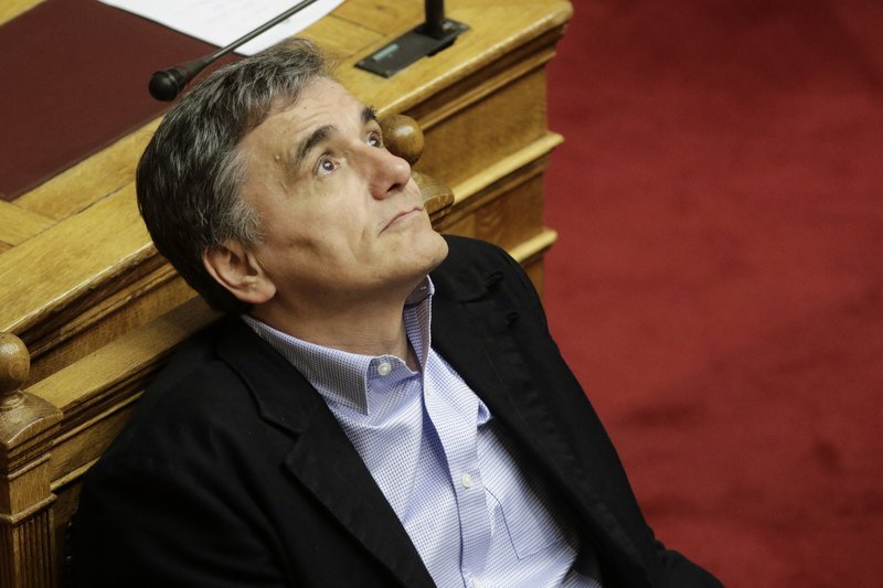 Πηγαδάκια και παρασκήνιο από τον Προϋπολογισμό: Ο αμείλικτος πόλεμος Τζάκρη-Αχτσιόγλου με τα συνολάκια στη Bουλή [εικόνες] | iefimerida.gr 60