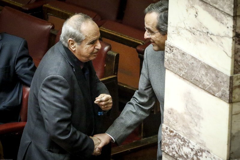 Πηγαδάκια και παρασκήνιο από τον Προϋπολογισμό: Ο αμείλικτος πόλεμος Τζάκρη-Αχτσιόγλου με τα συνολάκια στη Bουλή [εικόνες] | iefimerida.gr 22