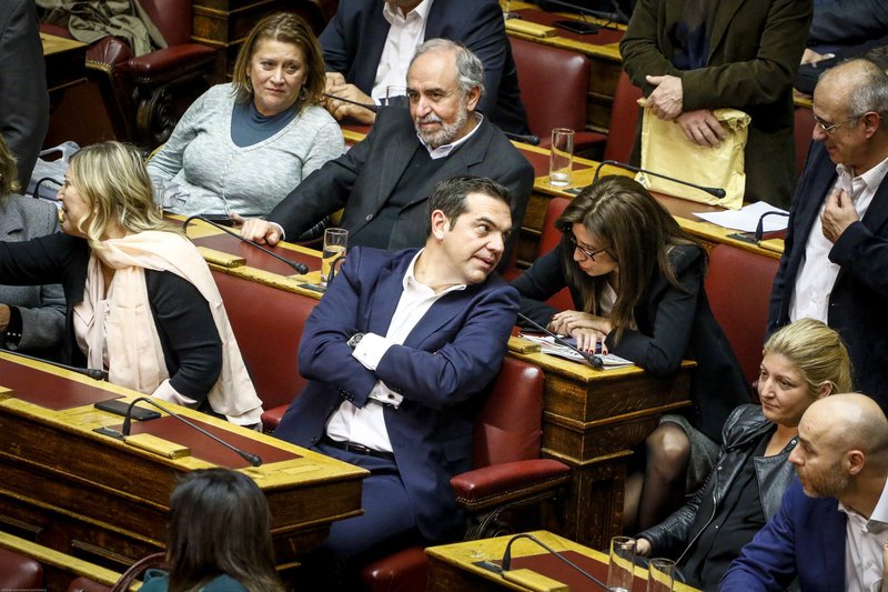 Πηγαδάκια και παρασκήνιο από τον Προϋπολογισμό: Ο αμείλικτος πόλεμος Τζάκρη-Αχτσιόγλου με τα συνολάκια στη Bουλή [εικόνες] | iefimerida.gr 39