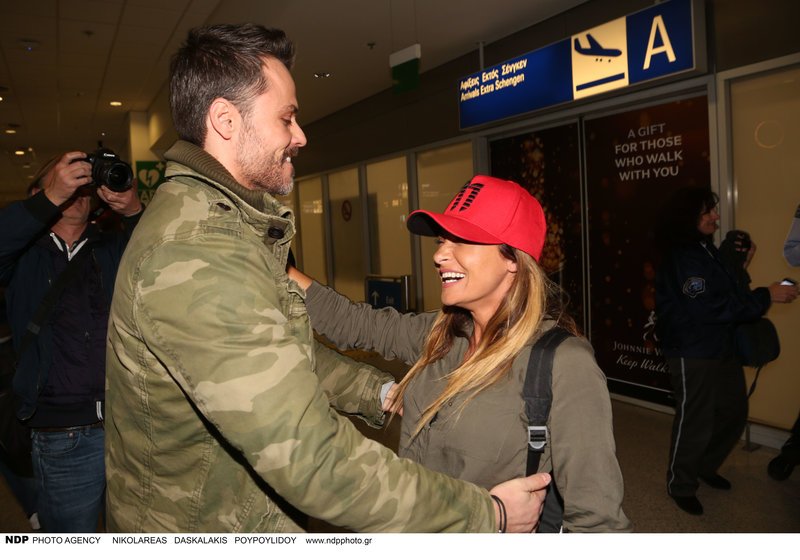 Nomads: Καρέ καρέ η άφιξη των παιχτών -Ποιοι τους περίμεναν [εικόνες] | iefimerida.gr 6