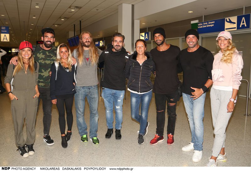 Nomads: Καρέ καρέ η άφιξη των παιχτών -Ποιοι τους περίμεναν [εικόνες] | iefimerida.gr 1