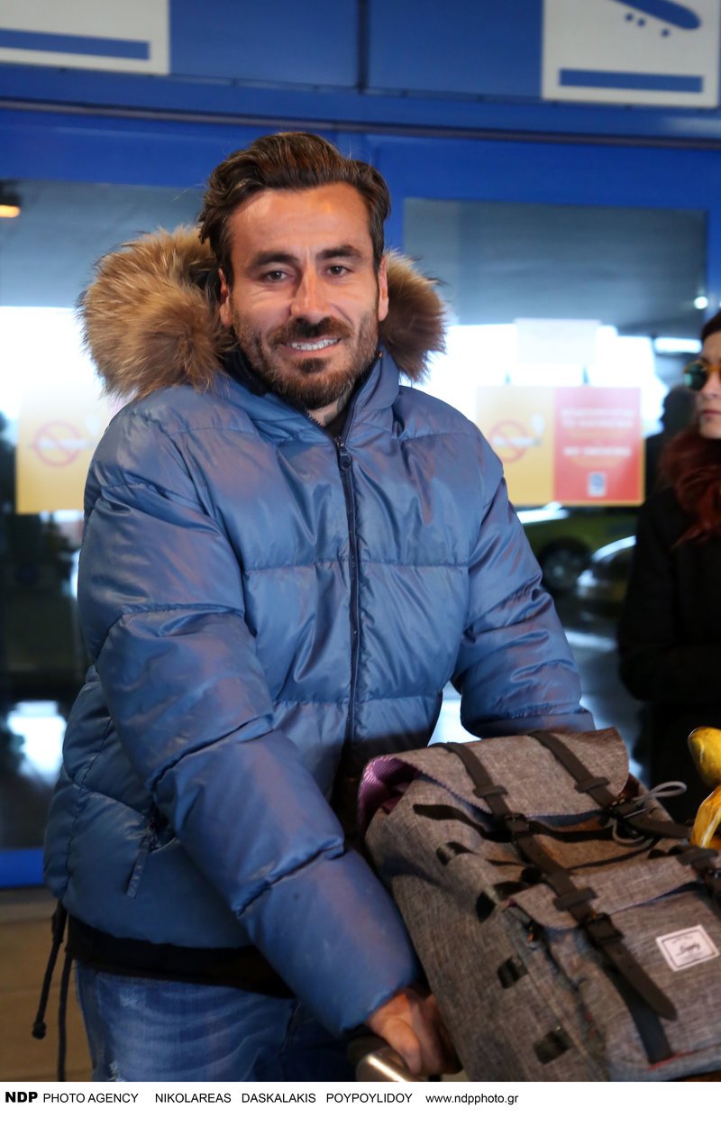 Nomads: Καρέ καρέ η άφιξη των παιχτών -Ποιοι τους περίμεναν [εικόνες] | iefimerida.gr 13