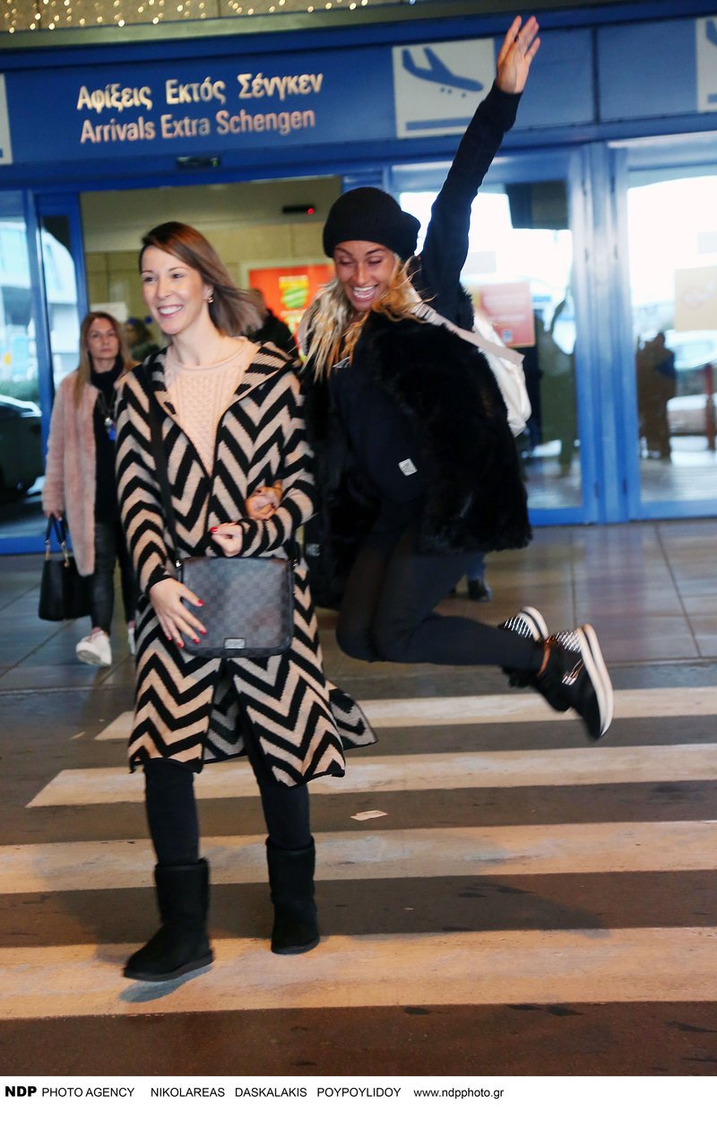 Nomads: Καρέ καρέ η άφιξη των παιχτών -Ποιοι τους περίμεναν [εικόνες] | iefimerida.gr 22