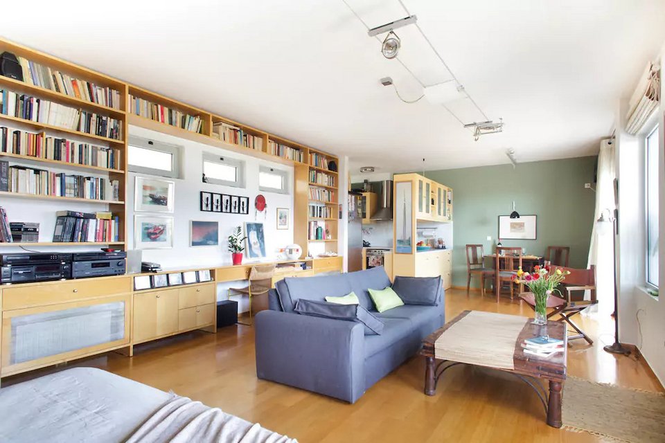 Αυτά είναι τα 15 δημοφιλέστερα σπίτια του Airbnb στην Ελλάδα -Loft, νεοκλασικά, με μικρούς κήπους, από 14 ευρώ [εικόνες] | iefimerida.gr 37