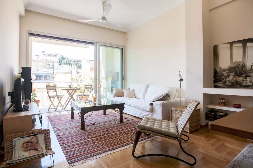 Αυτά είναι τα 15 δημοφιλέστερα σπίτια του Airbnb στην Ελλάδα -Loft, νεοκλασικά, με μικρούς κήπους, από 14 ευρώ [εικόνες] | iefimerida.gr 44