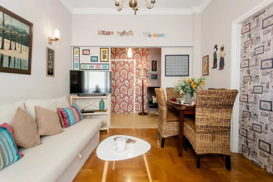 Αυτά είναι τα 15 δημοφιλέστερα σπίτια του Airbnb στην Ελλάδα -Loft, νεοκλασικά, με μικρούς κήπους, από 14 ευρώ [εικόνες] | iefimerida.gr 13