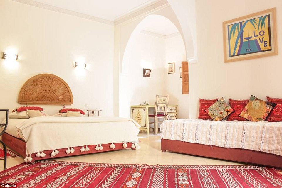 Αυτό το σπίτι-σπηλιά στη Σαντορίνη είναι στα 5 πιο δημοφιλή της Airbnb στον κόσμο [εικόνες]  | iefimerida.gr 24