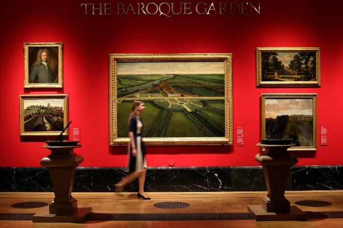 Ετσι είναι το παλάτι του Μπάκιγχαμ:  775 δωμάτια, χρυσό, φλύαρη πολυτελής διακόσμηση, μυστικές πόρτες [εικόνες] | iefimerida.gr 3