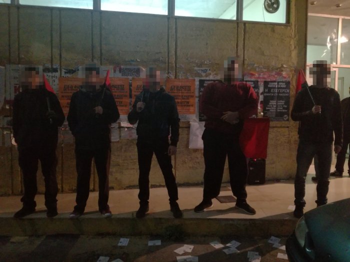 Αγριο ξύλο: OΡΜΑ ΑΝΤΙFA εναντίον Χρυσής Αυγής στη Σαλαμίνα [βίντεο]  | iefimerida.gr 4