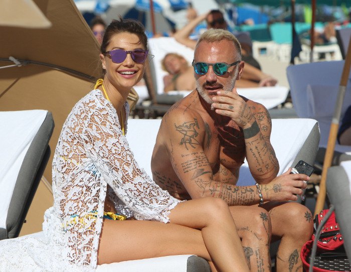 Ο 50χρονος Ιταλός playboy του Instagram με το μικροσκοπικό του μαγιουδάκι [εικόνες] | iefimerida.gr 1