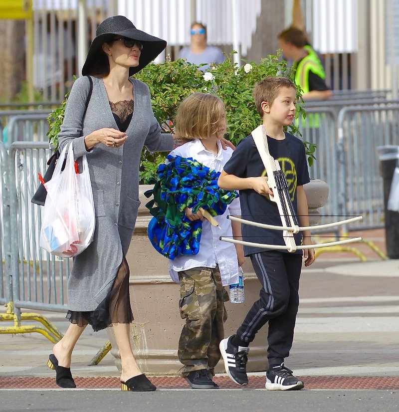 Η σκελετωμένη Αντζελίνα Τζολί -Λένε ότι ζυγίζει 35 κιλά [εικόνες] | iefimerida.gr 2