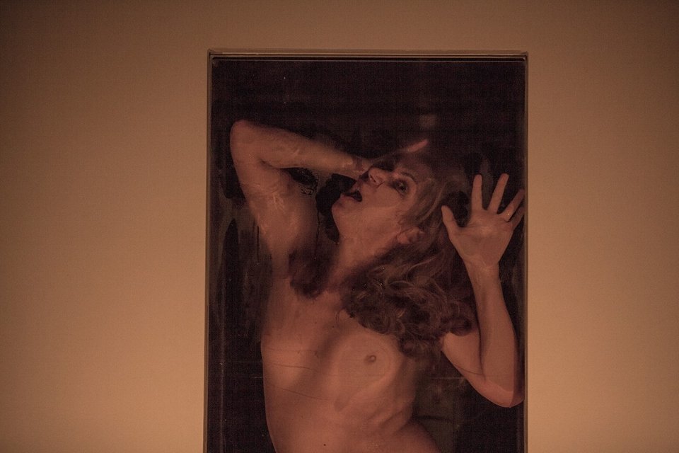 Η Μαριάννα Δημητρίου αποκαλύπτει στο iefimerida πώς είναι να παίζεις γυμνός, μέσα σε ένα κουτί [εικόνες] | iefimerida.gr 0