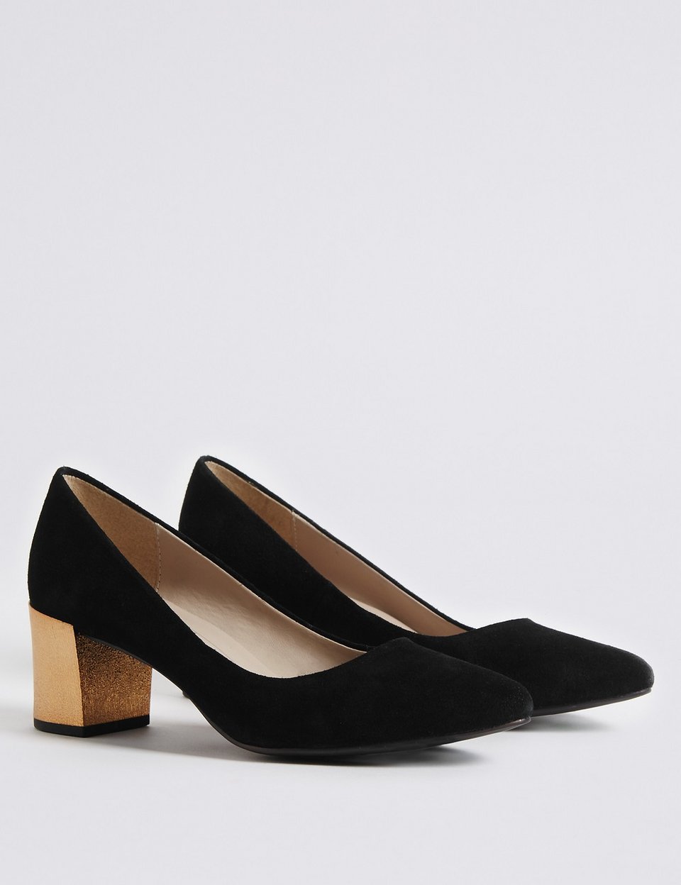 Τι να φορέσω στο πρωτοχρονιάτικο ρεβεγιόν; Τα Marks & Spencer προτείνουν [εικόνες]  | iefimerida.gr 4