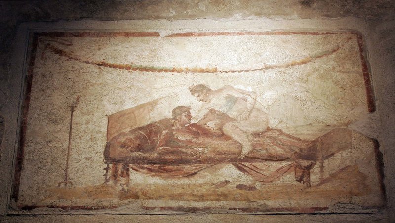 Τι μαρτυρούν οι τοιχογραφίες για το πληρωμένο σεξ στην αρχαία Πομπηία [εικόνες] | iefimerida.gr 3