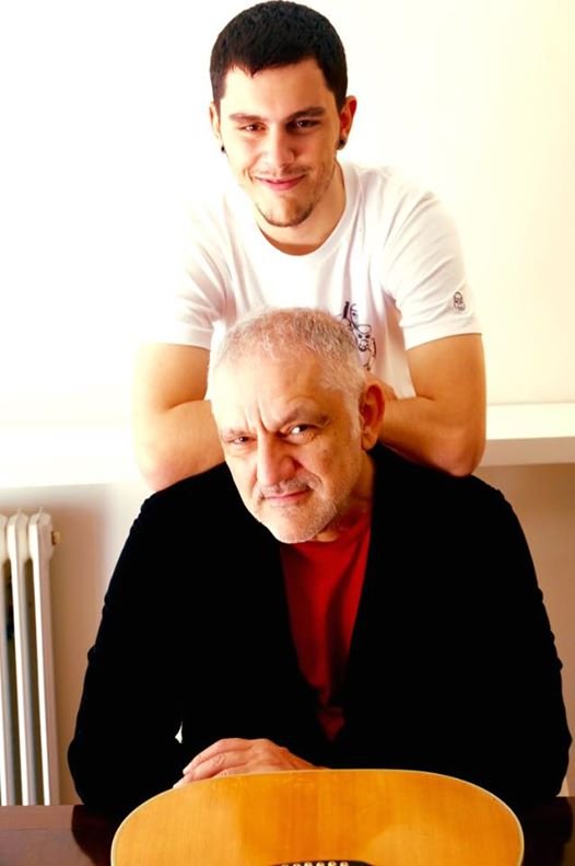 Ο Νίκος Πορτοκάλογλου μας συστήνει τον γιο του [εικόνα] | iefimerida.gr 0