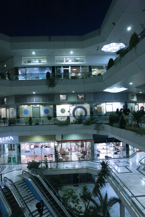 Επίθεση αναρχικών σε εταιρεία του εξαδέλφου Τσακαλώτου [εικόνες] | iefimerida.gr 3