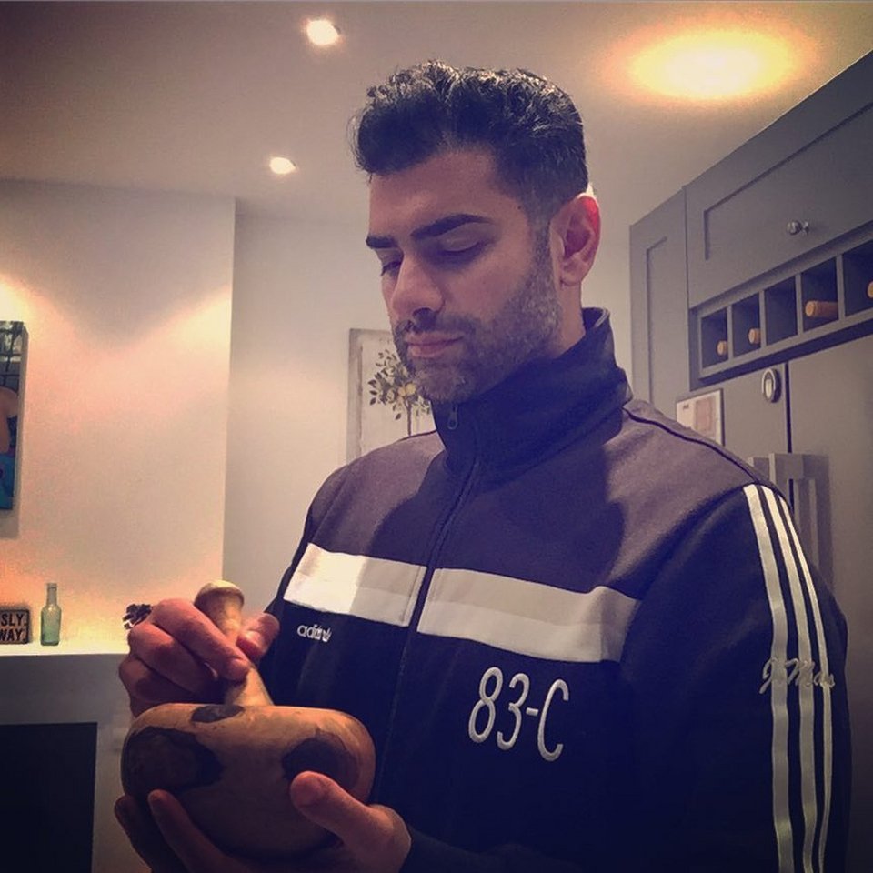 Η νέα ζωή του Σαρμπέλ- Πως είναι σήμερα ο τραγουδιστής 10 χρόνια μετά την Eurovision [εικόνες] | iefimerida.gr 2