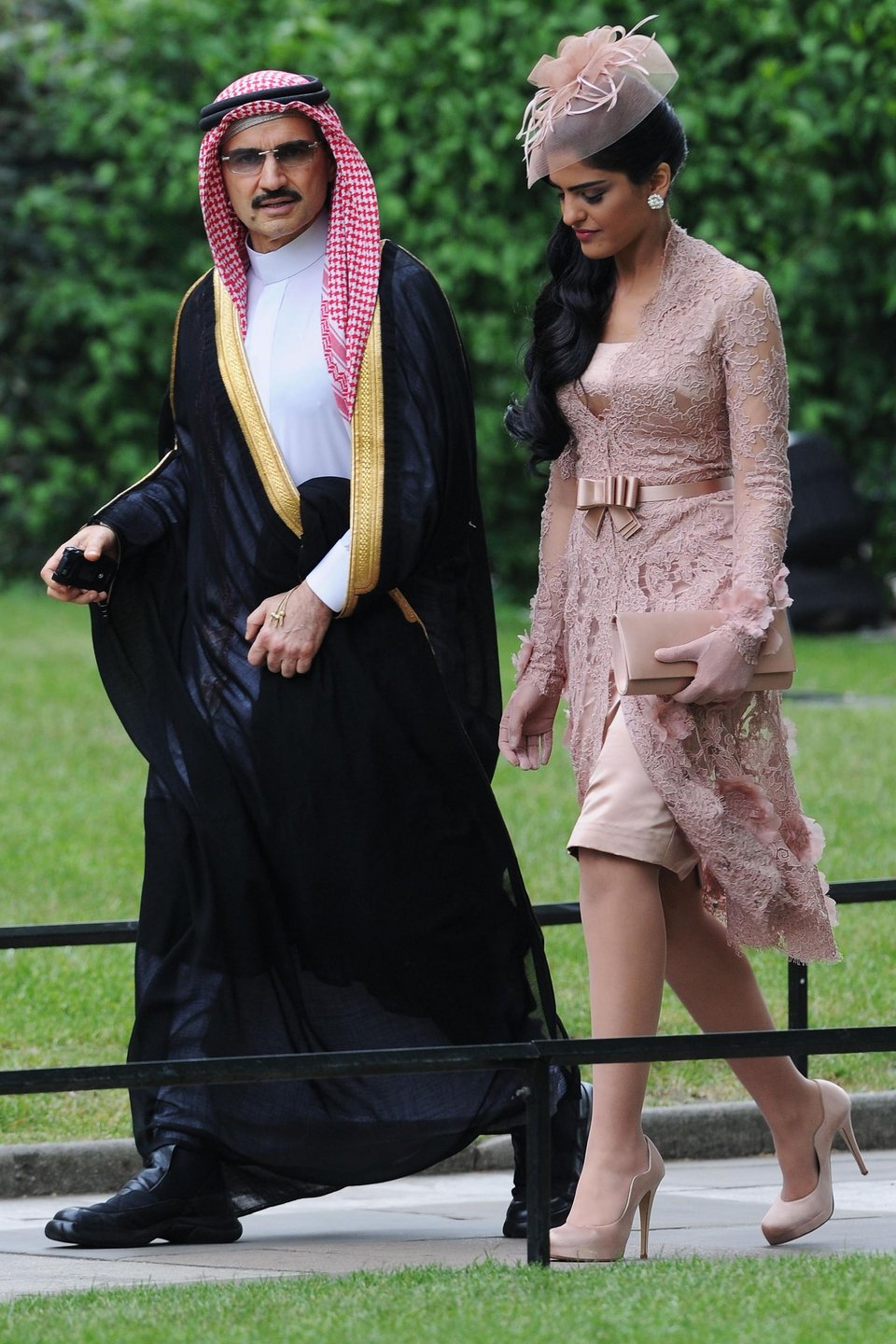 Σ. Αραβία: Οι πρίγκιπες πληρώνουν 100 δισ. για να βγουν από τη «χρυσή φυλακή» -Τους κρεμούσαν ανάποδα [εικόνες & βίντεο] | iefimerida.gr 7